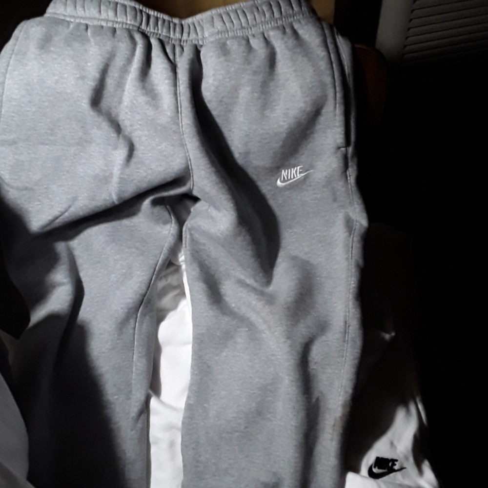 Nike jogger bottoms